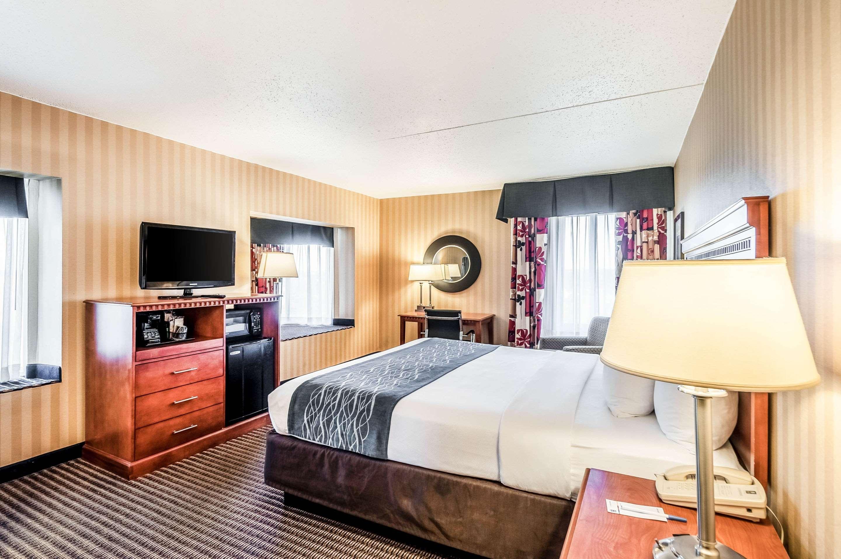 Comfort & West Hotel 2*