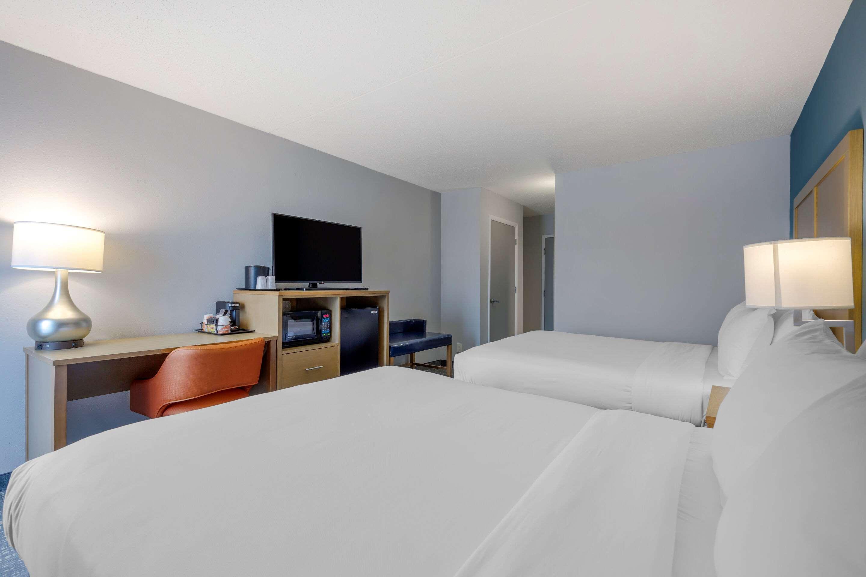 Hotel Comfort & West Alexandria