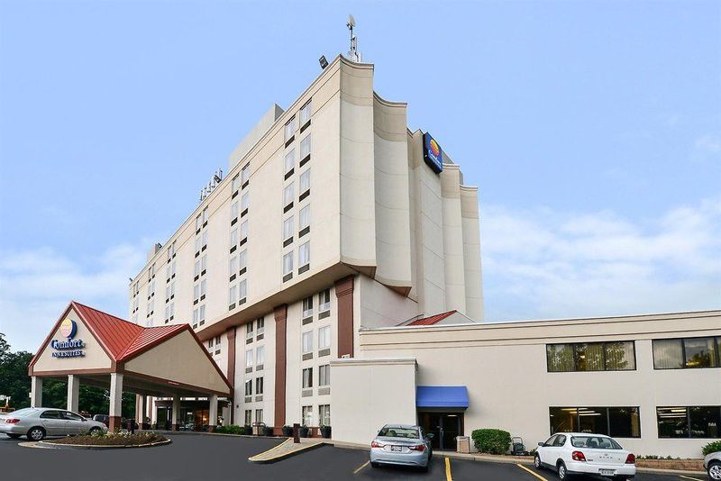Hotel Comfort & West Alexandria